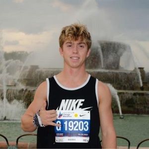 Meet your Posher, Eric